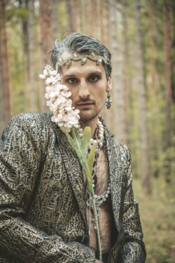 Plakatshooting Theater 2021 - Theaterkollektiv Schrott & Rüssel
Korni's GesbR - www.kornis.at | Roman Johannes Kornfeld Sommernachtstraum