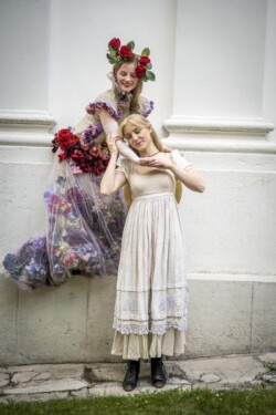 Programmfotos - Festspiele Schloss Tillysburg 2022
Korni's GesbR - www.kornis.at | Roman Johannes Kornfeld Der Bauer als Millionär